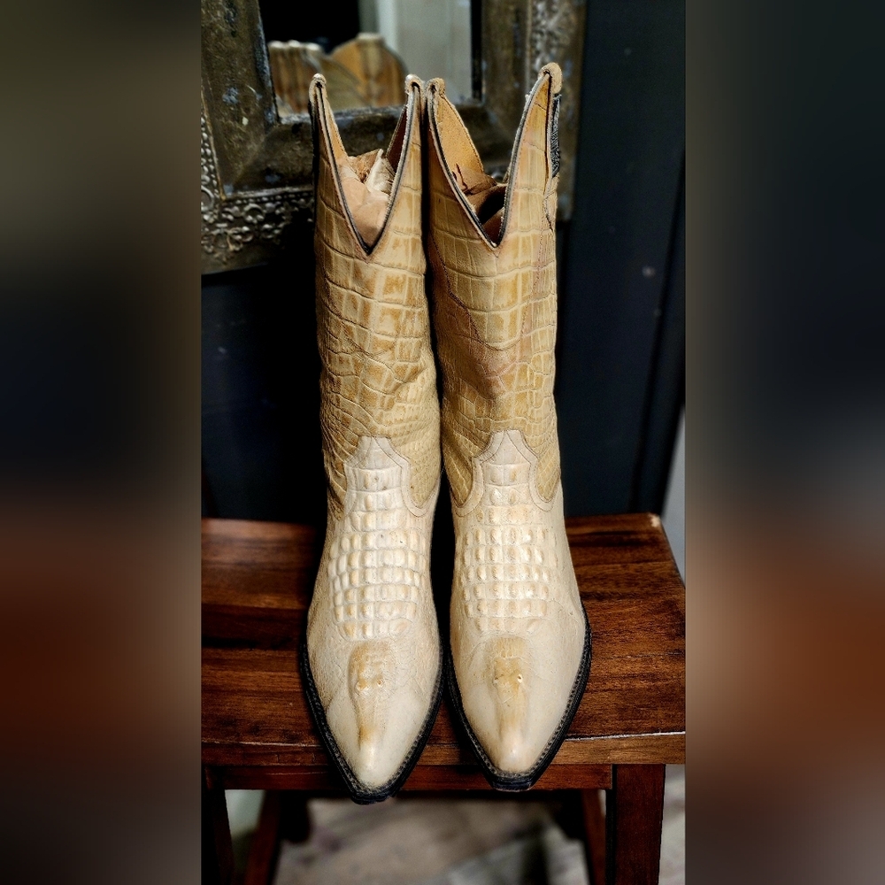 Cheyenne Crocodile Embossed Leather Cowboy Boots